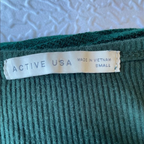 Top - Picture 4 of 4